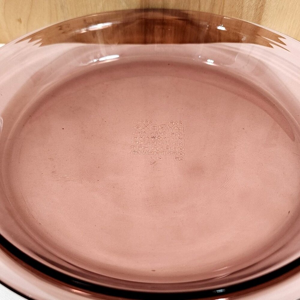 2 Pyrex Cranberry Glass Pie Plate 10” vintage Visions plum dish flaw - Picture 3 of 13